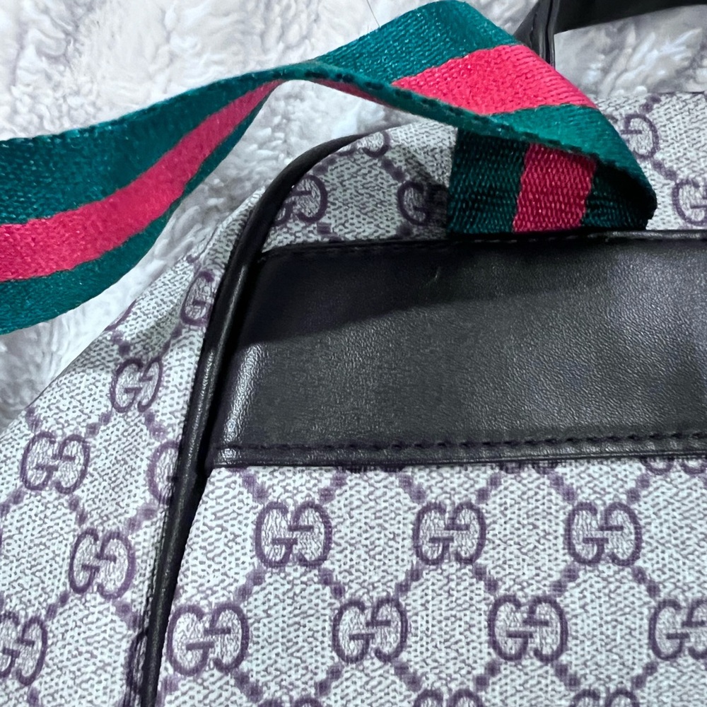 Gucci Beige and Green Backpack with Red Stripes - Picture 4 of 10